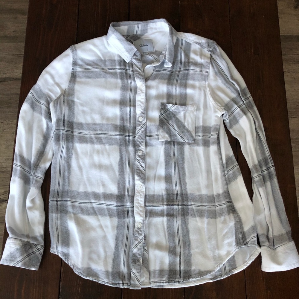 Rails button down